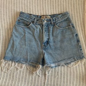 VINTAGE GAP DENIM SHORTS